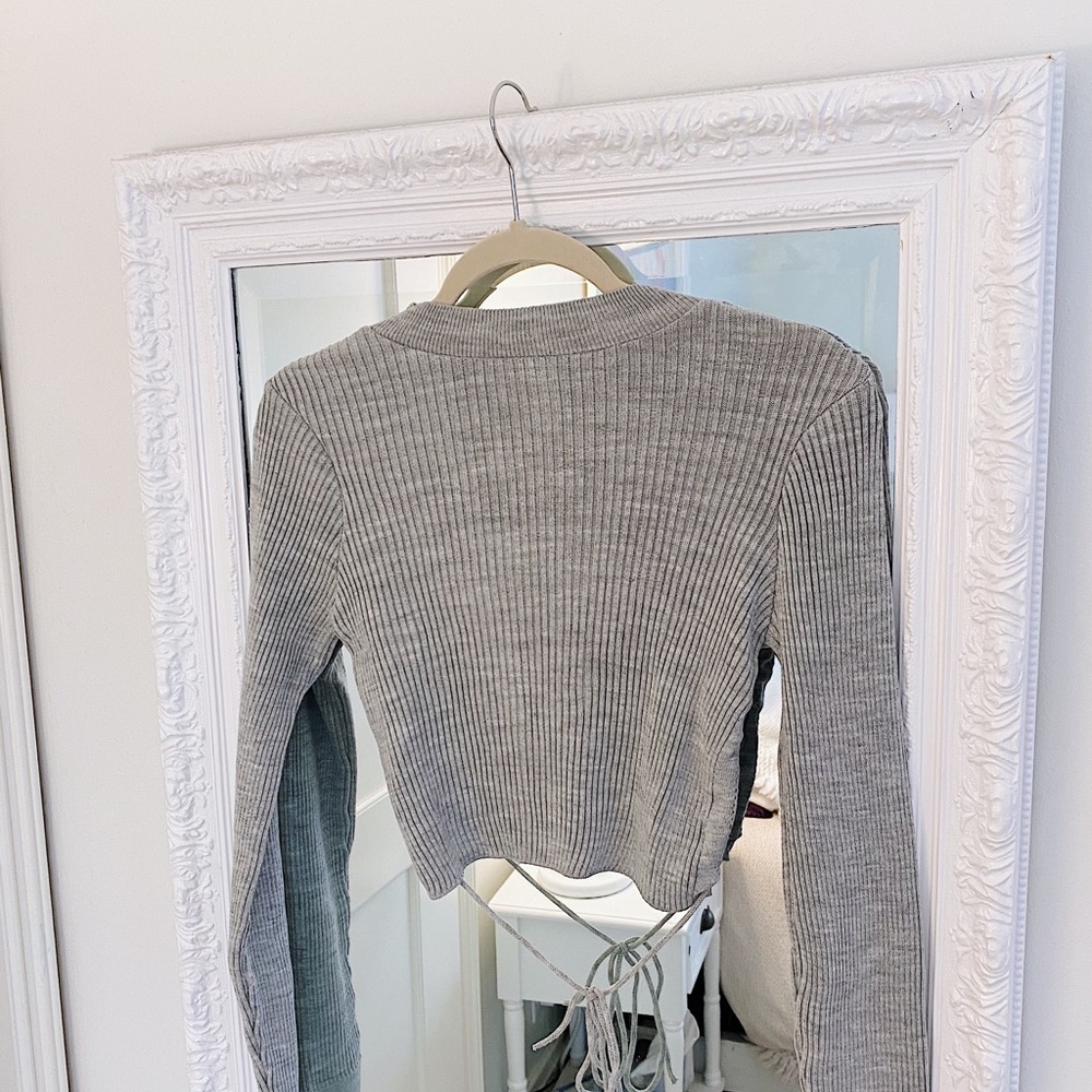 Ribbed Grey Cropped Sweater